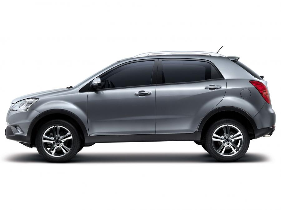  SsangYong Korando 2010 года  (фото 8 из 18)